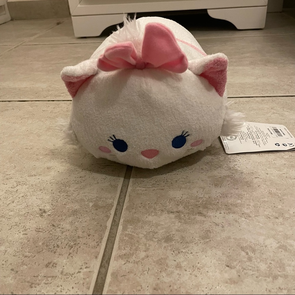 Aristo Cat Medium Tsum Tsum